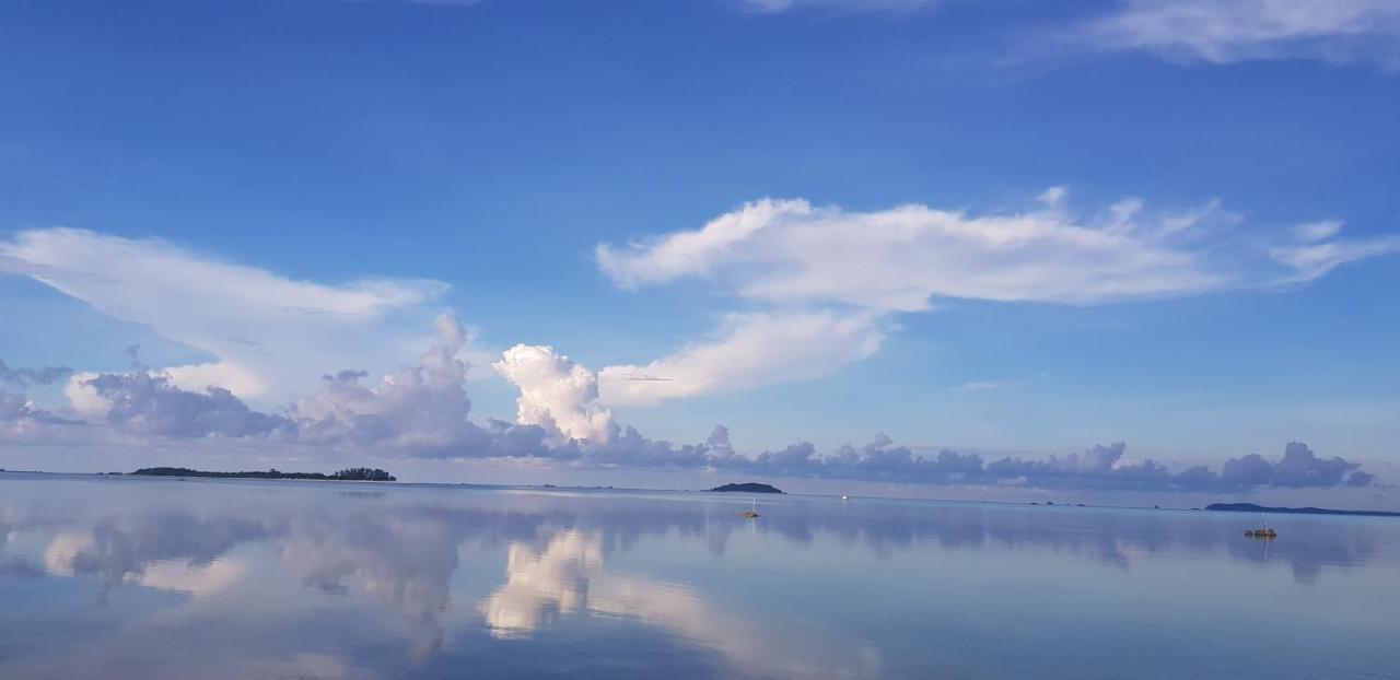 Ten Rooms Teluk Bakau Luaran gambar
