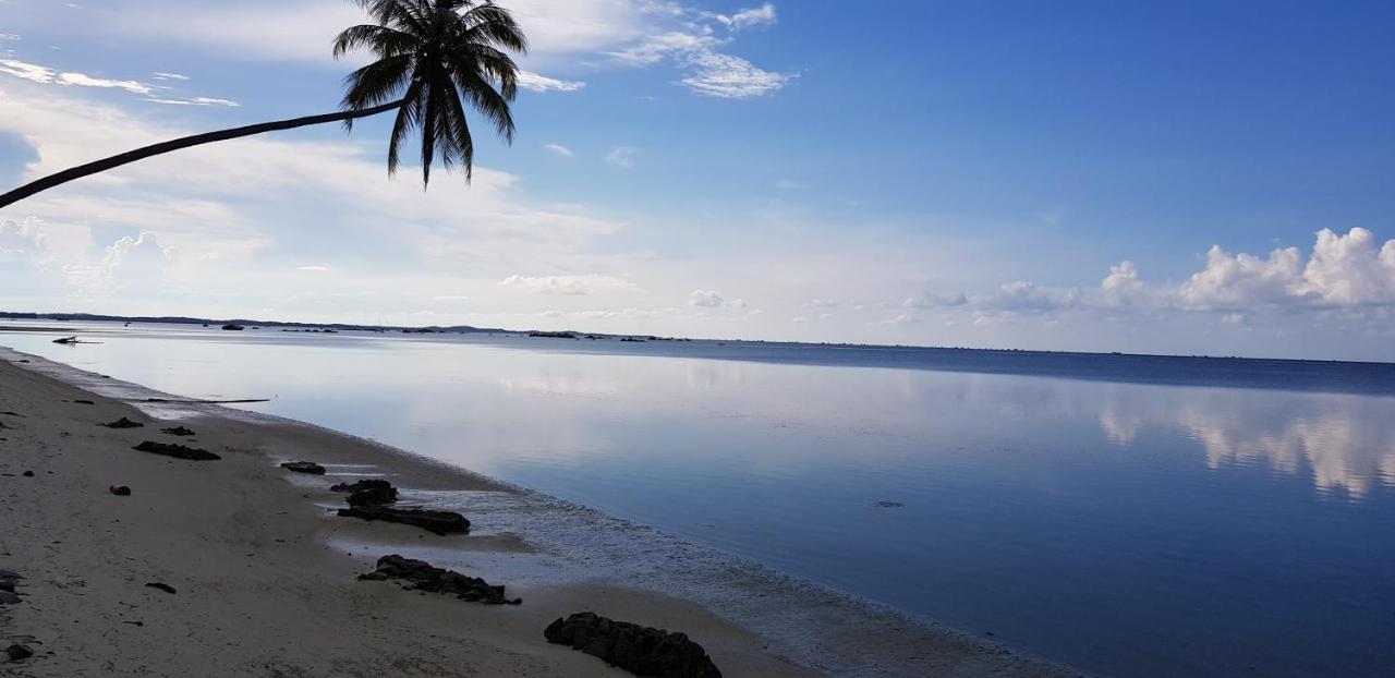 Ten Rooms Teluk Bakau Luaran gambar