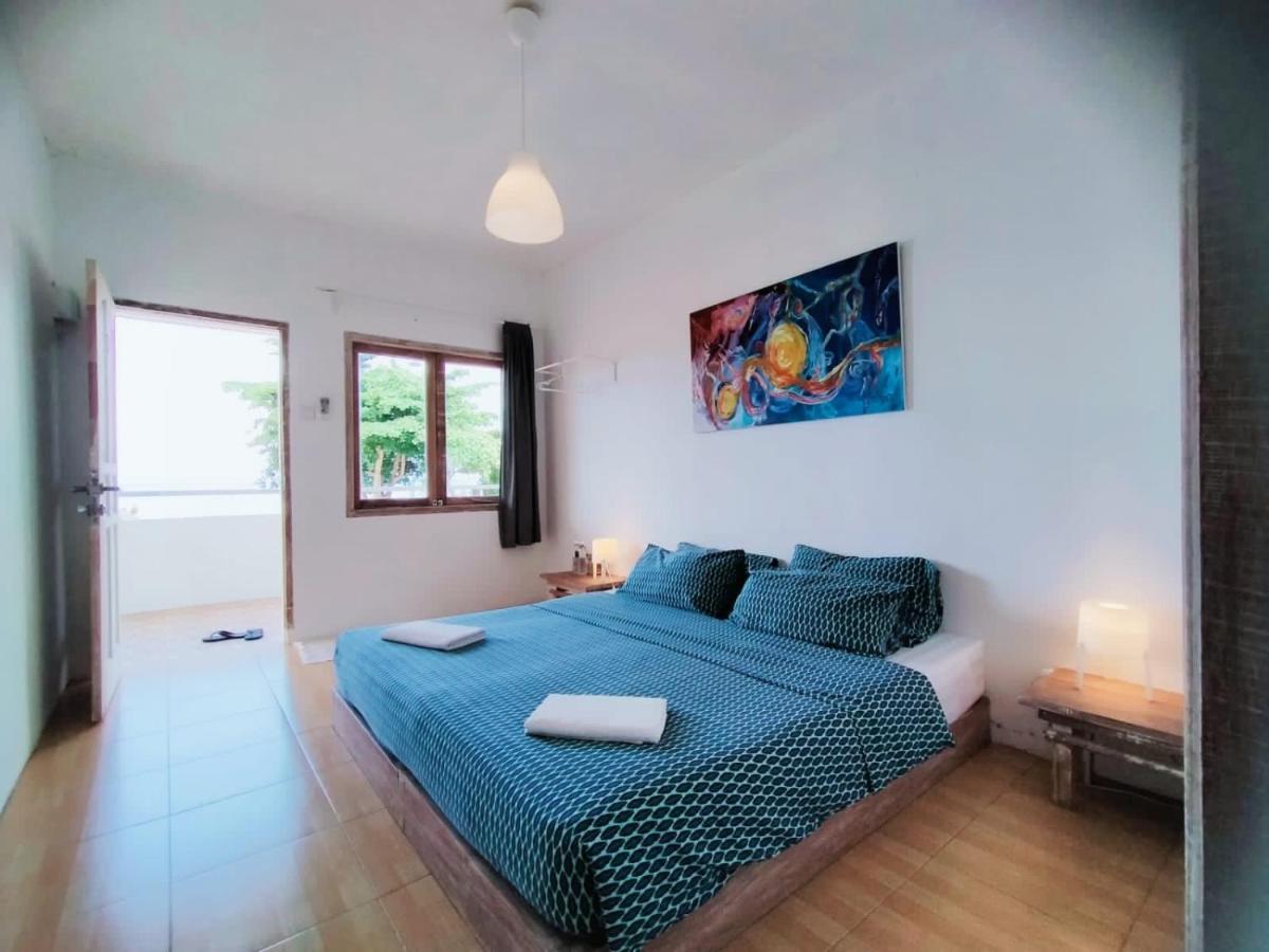 Ten Rooms Teluk Bakau Luaran gambar